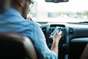 distracted driving accident attorney